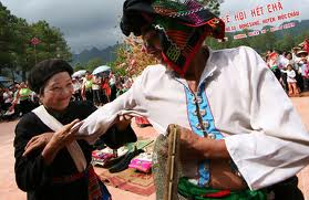Lịch tổ chức lễ hội Hết Chá- Mộc Châu
