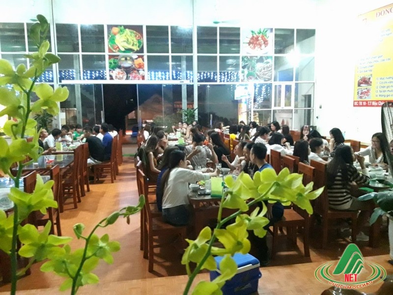 Nhà hàng Đông Hải (2)