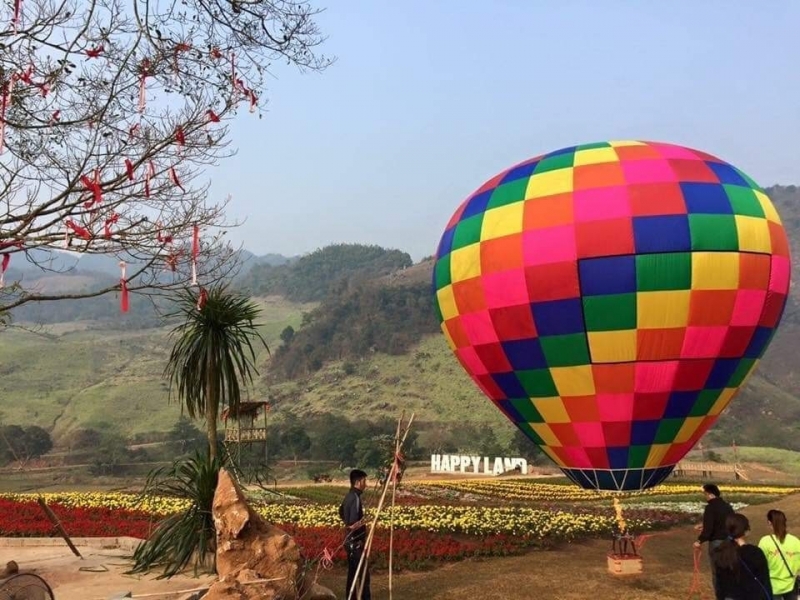 14/2/2019: Lễ hội bay khinh khí cầu Quốc tế trở lại với Cao nguyên Mộc Châu