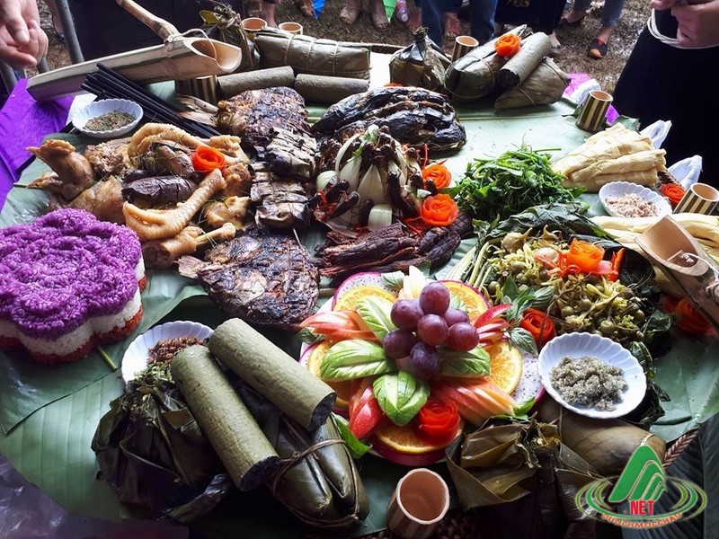 Ngon Ngỡ ngàng món ăn dân tộc Thái tại Mộc Châu Mộc
