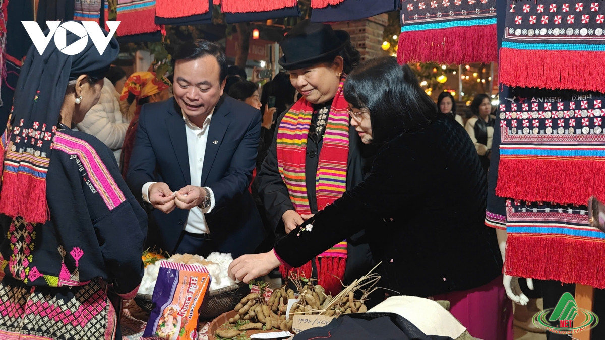 Không gian Văn hóa Sắc màu Mộc Sơn tưng bừng, rực rỡ