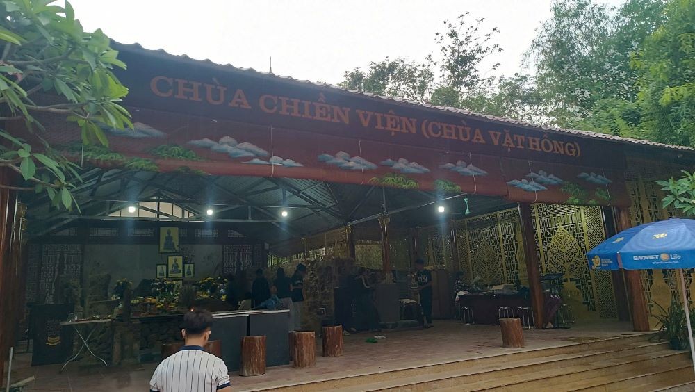 chua-chien-vien-chua-vat-hong
